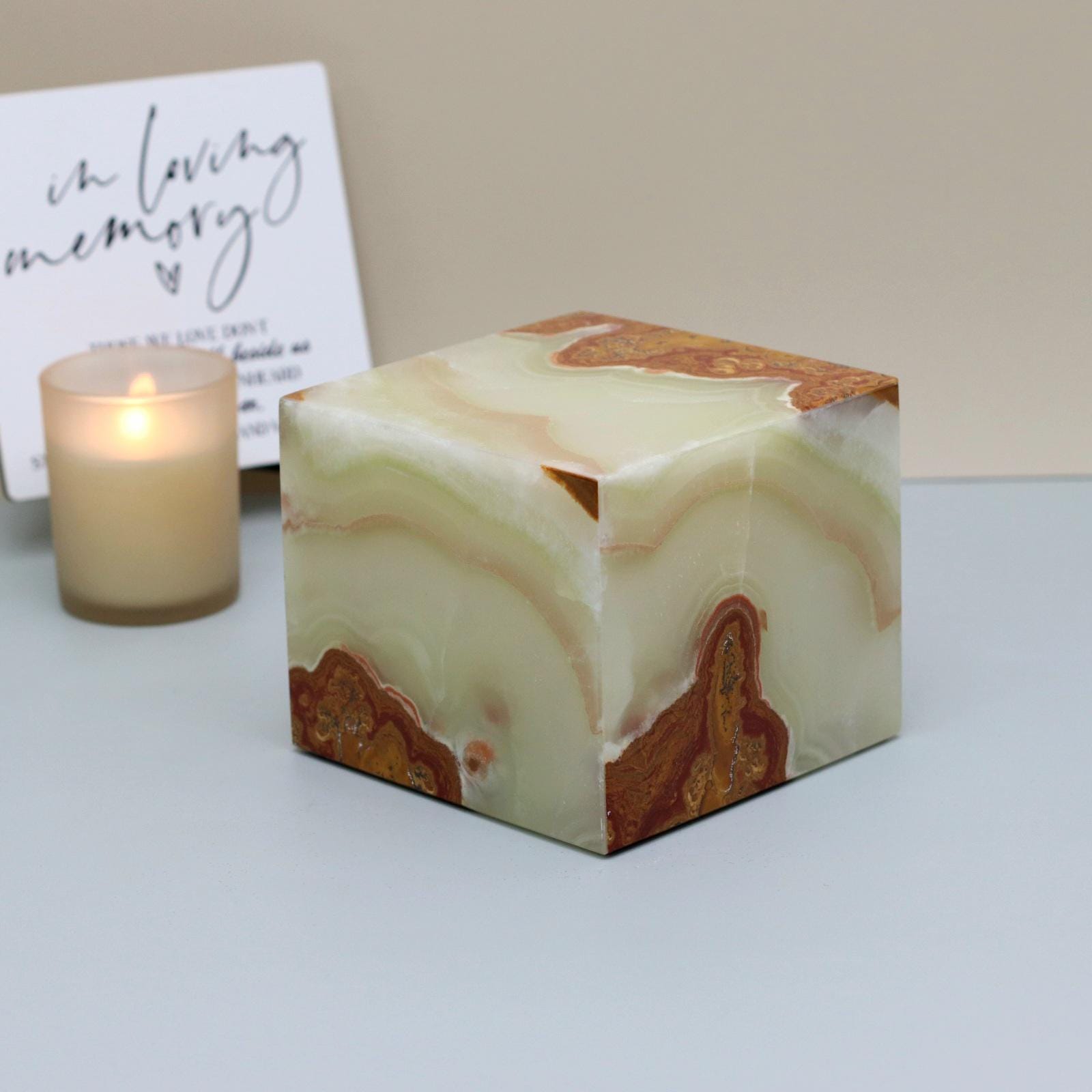 UR_10 Small Green Onyx Cremation Urn for Ashes - 40 cu in